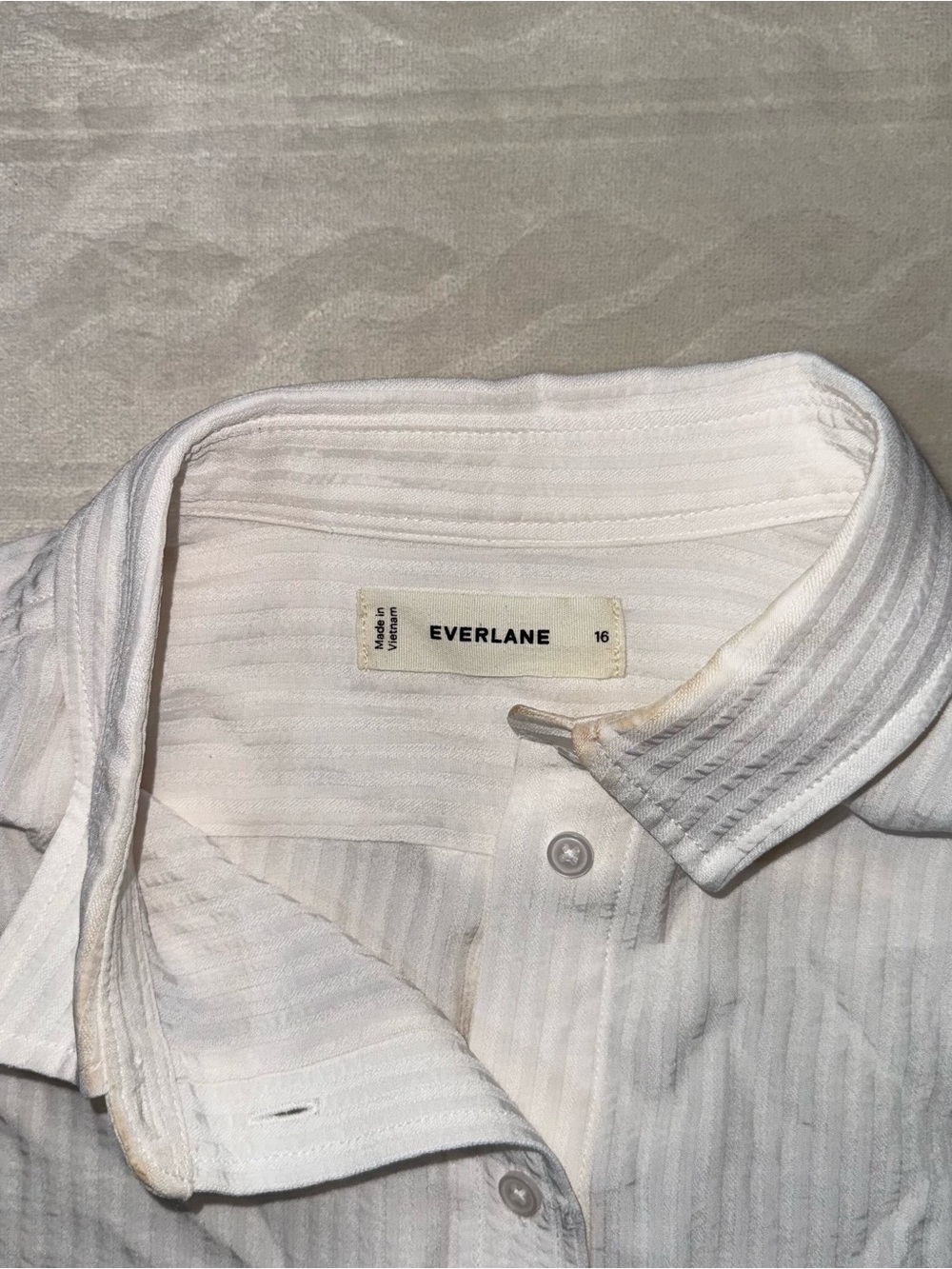 Everlane Button Up Collared‎ Top - Picture 2 of 4